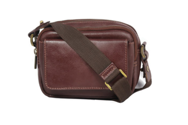 Brown leather crossbody for men 2023 back (leathermanfashion)